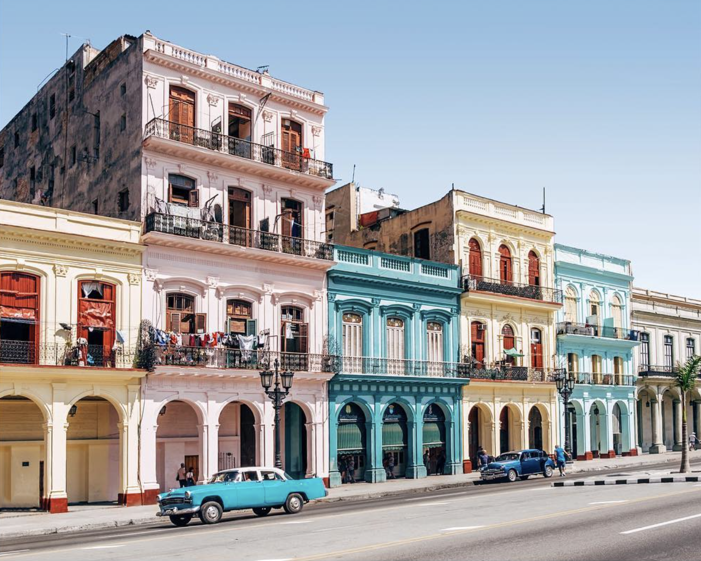 Colorful buildings, Havana